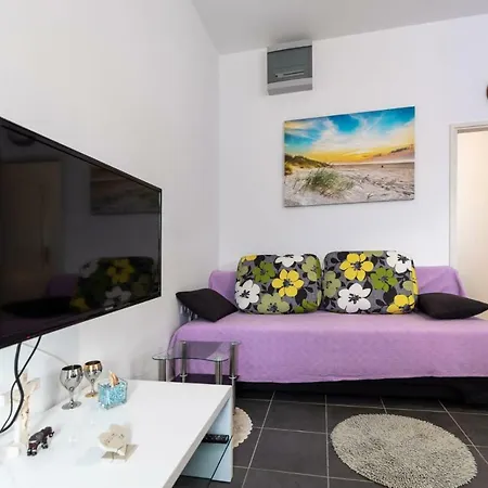 Puntinak Apartment *