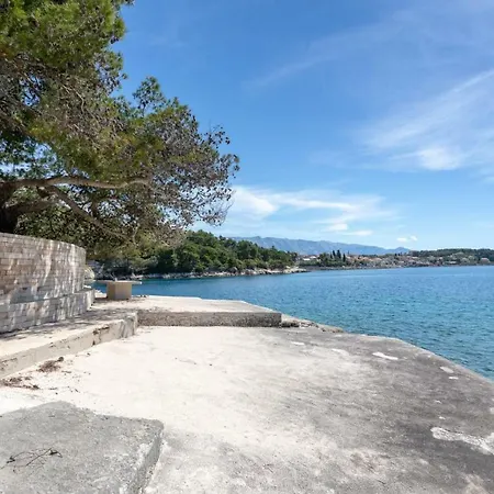 Apartamento Puntinak